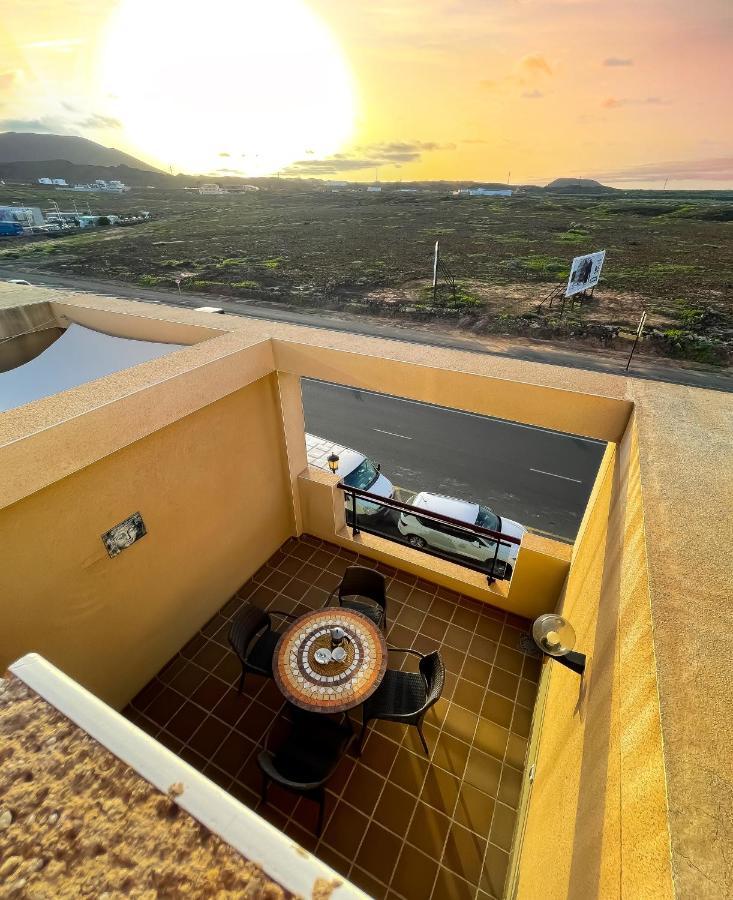Sunset Corralejo Con Solarium Privado Apartamento Exterior foto